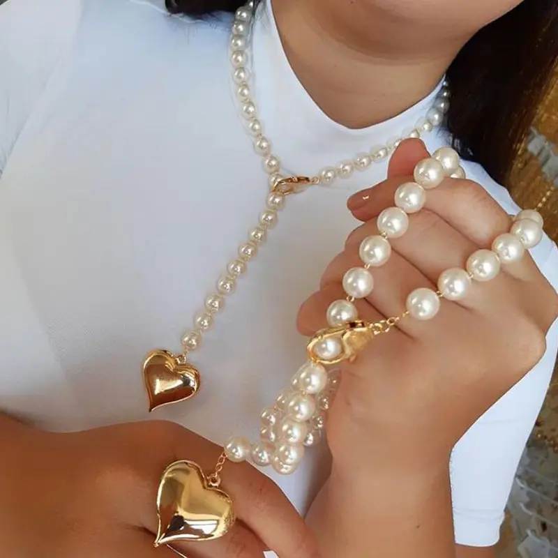 Kalung Liontin Hati Emas Trendi Gaya Eropa, Kalung Minimalis Imitasi Besar Rantai Tautan Mutiara Berbentuk Cinta untuk Wanita