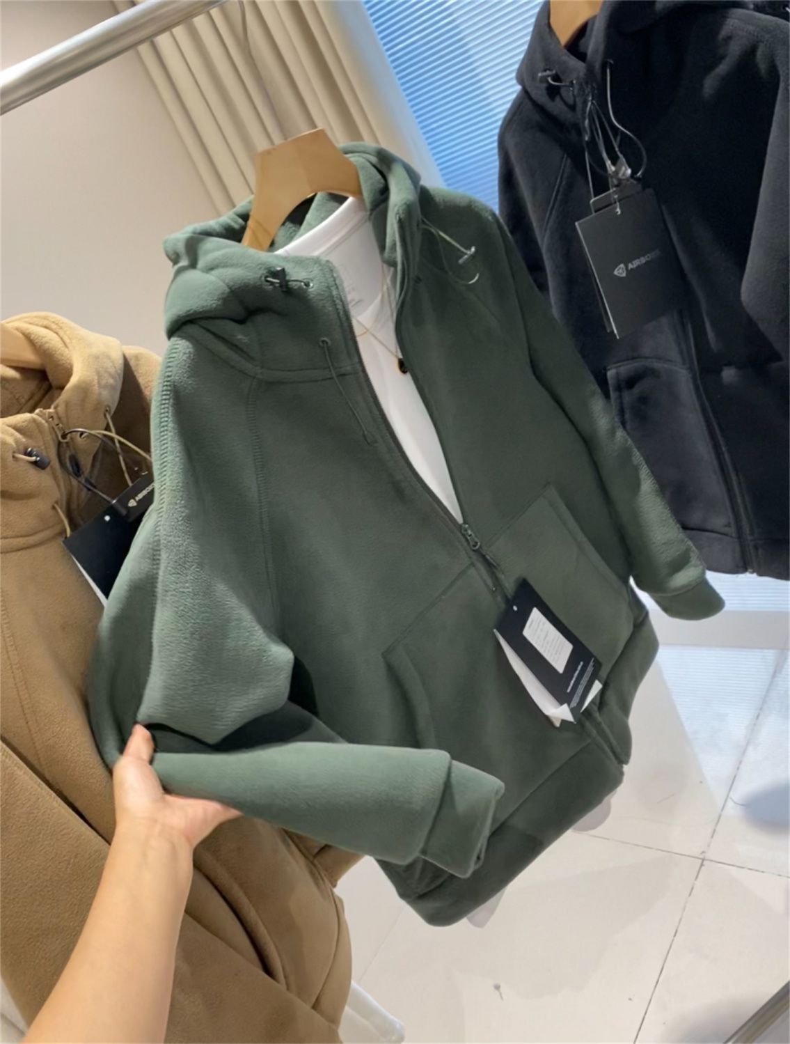 Vert foncé