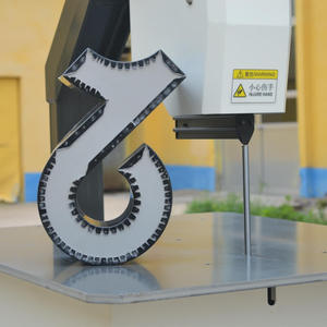 <span class=keywords><strong>CNC</strong></span> automática entalhe flanging v corte alumínio canal carta dobra máquina para sinais luminosos LED