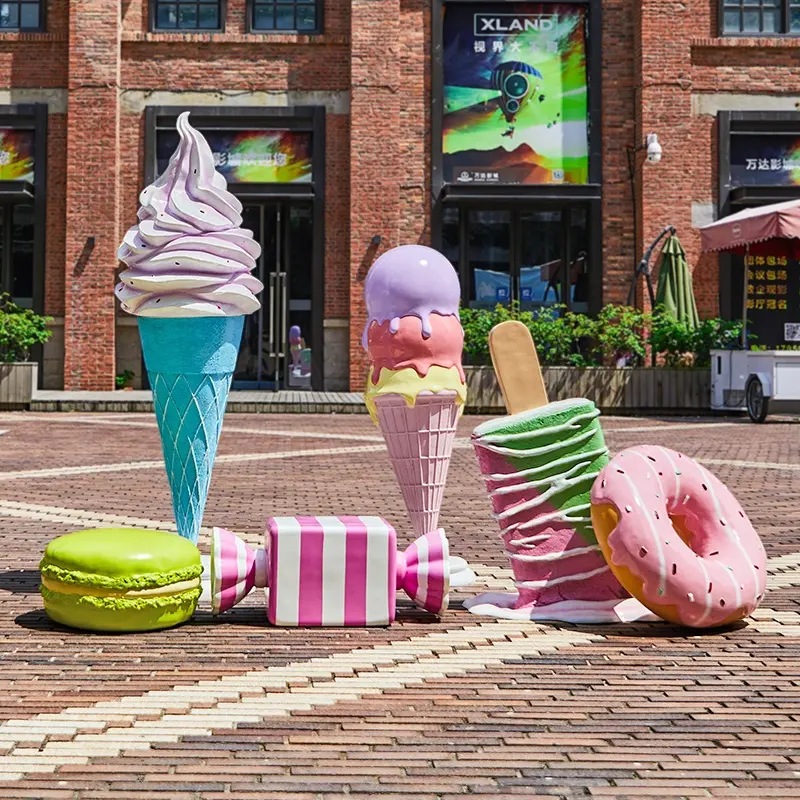 Ornamenti di natale puntelli giant melting candy puntelli sculture di gelato in resina per la decorazione del negozio di panetteria