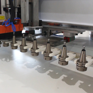 Macchina ad alta velocità 3 assi CNC Router per compensato MDF taglio servomotore 6KW consumo di energia SYNTEC DSP Control - Product Image 5