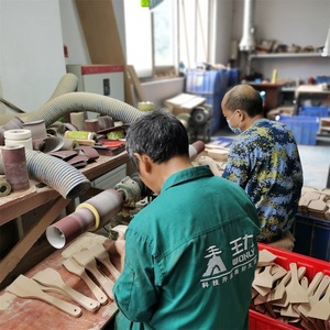 Hochwertige japanische flache Griff umwelt freundliche niedliche Muster natürliche Holz benutzer definierte Logo Dessert Salat löffel