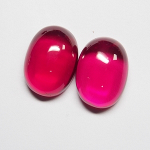 Synthetischer Rubin Oval Cabochon Real Ruby Corundum Stone