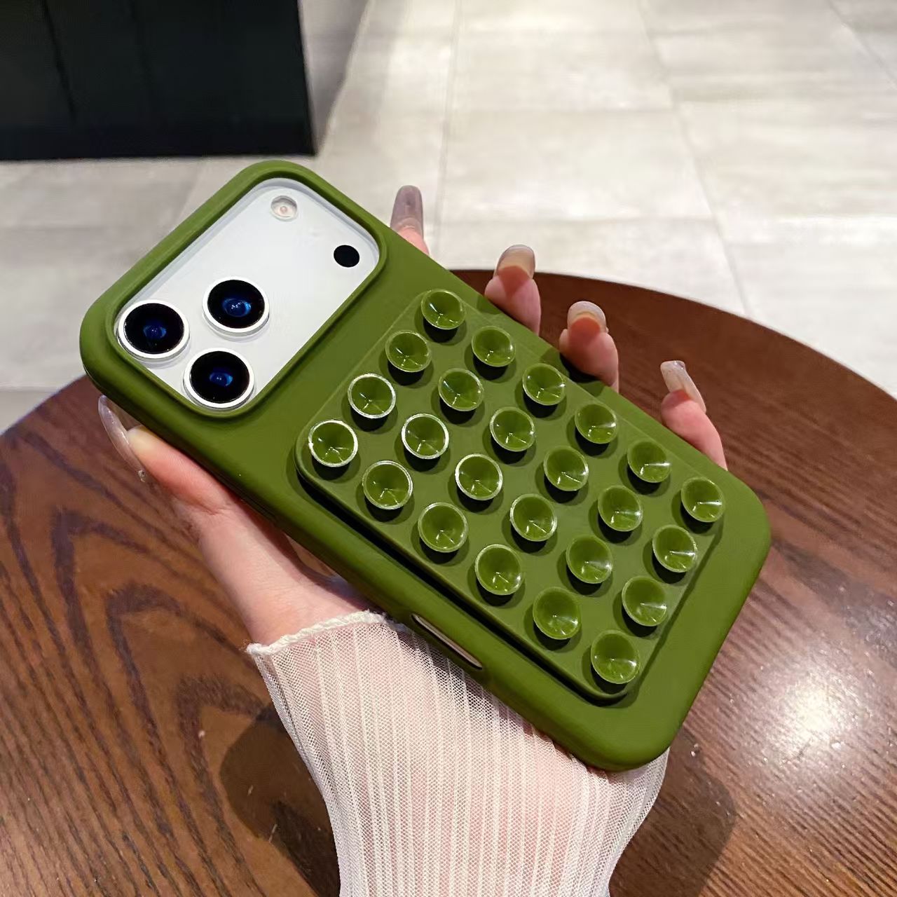 Vert foncé
