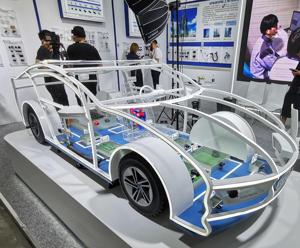 New Hybrid New Energy Custom Lighting <strong>Rendering</strong> Framework Car <strong>Model</strong> Exhibition Props Collection Props Education - Product Image 4
