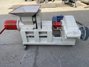 Estrusore sottovuoto completamente automatico piccolo terreno di terra rossa terra argilla mattone che fa macchina per la fabbricazione di mattoni di argilla tagliata a filo - Product Image 5