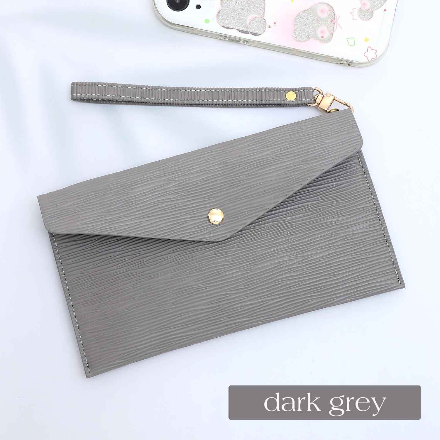 Gris foncé