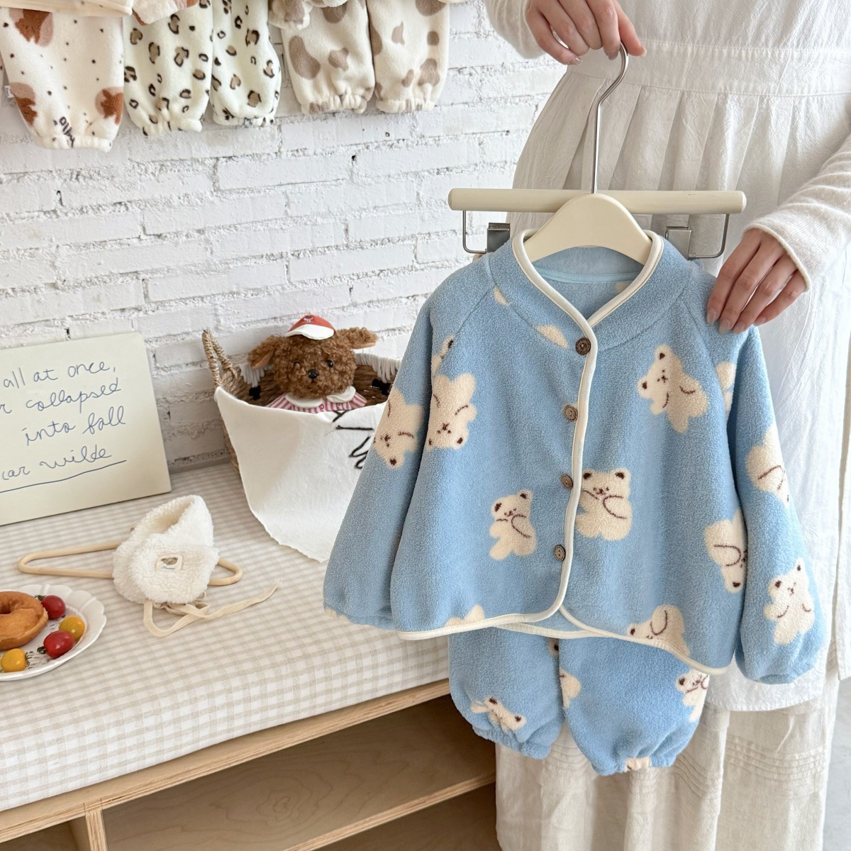 col montant XL01 petit ours bleu