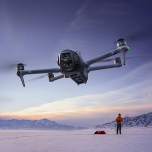 Mavic 4 Pro Fly More Combo ( RC 2控制器)，带3个电池三相机旗舰成像航空相机哈苏相机 - Product Image 1
