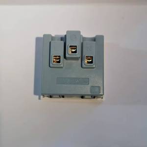 <strong>16A</strong> US Socket Module with 3 Outlet Plastic Electrical <strong>Plug</strong> 250V - Product Image 3