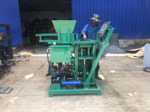 <strong>Low</strong> Cost High Income XM2-25 <strong>Clay</strong> Making Machinery Block Business Building Semi-Automatic Hydraulic Block of Making Machine - Product Image 4