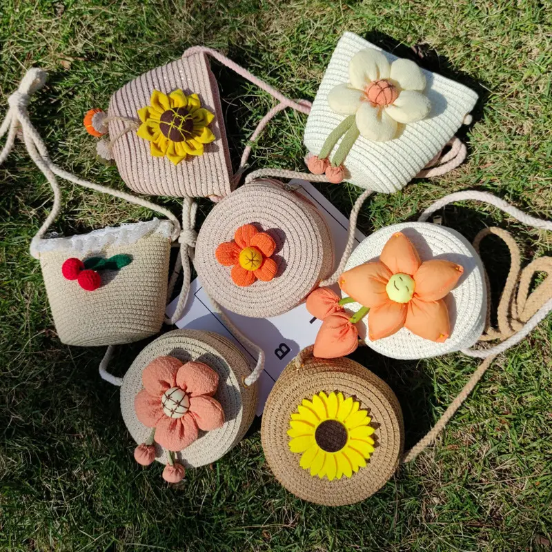 Mode Mini Kinder Kinder Korb Hand gewebte Blumen Rattan Stroh Strand taschen Stroh Tasche für Kinder