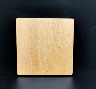 carré en bois de hêtre
