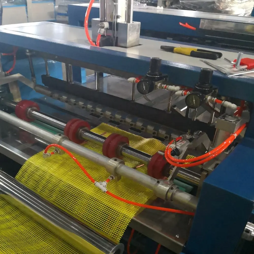 Máquina de corte y costura automática de bolsas de malla y Leno, para línea de producción de bolsas y sacos de malla