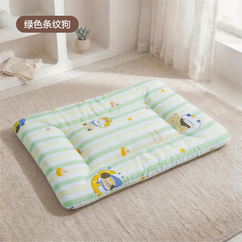 Four Seasons Cloth Mat - Green Striped Dog