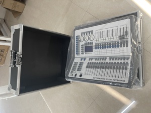Профессиональное сценическое оборудование мини жемчужный 1024 dmx512 консоль dmx компьютерный контроллер света - Product Image 6