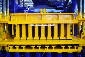 <span class=keywords><strong>QT15</strong></span>-15 hohe Produktions kapazität Siemens Motor Yuken hydraulische Vibrations <span class=keywords><strong>block</strong></span> presse Maschine Fertiger <span class=keywords><strong>Block</strong></span> Maschine Oman
