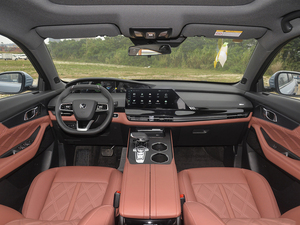 Changan Uni-K Uni-T 2.0t Electric SUV Wheel High-Speed 4-Seater 200km/H Hybrid Automobile with <strong>Excellent</strong> Ev Car Features - Product Image 6