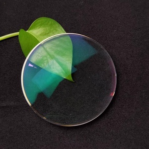 <span class=keywords><strong>1.56</strong></span>蓝色切割<span class=keywords><strong>UV420</strong></span>光学镜头: