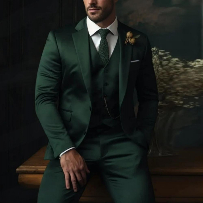 Gilet e pantaloni eleganti verde scuro