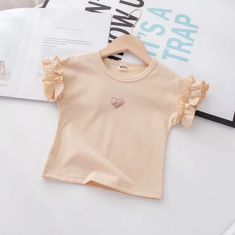 Apricot color