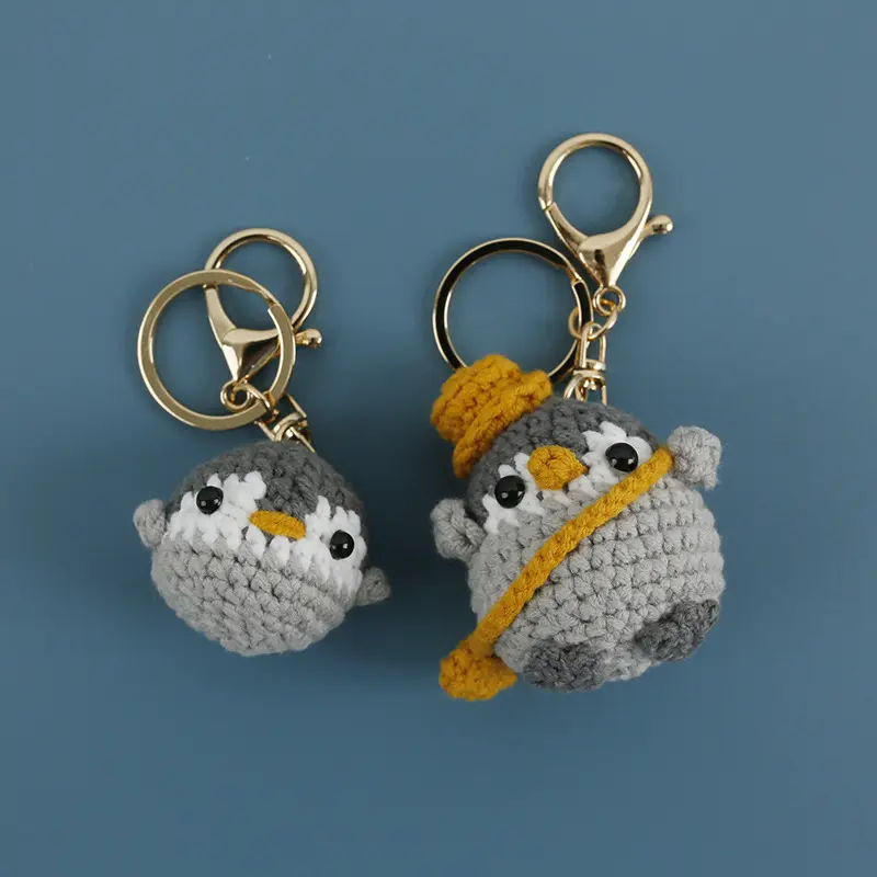 Buatan tangan rajutan hewan kecil boneka Penguin Keyring lucu Mini Penguin Crochet gantungan kunci aksesoris Kawaii pesona dengan kunci gesper