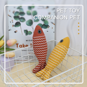 Venta al por mayor de fábrica logotipo personalizado interactivo gato pez Nip juguete con hierba gatera - Product Image 5