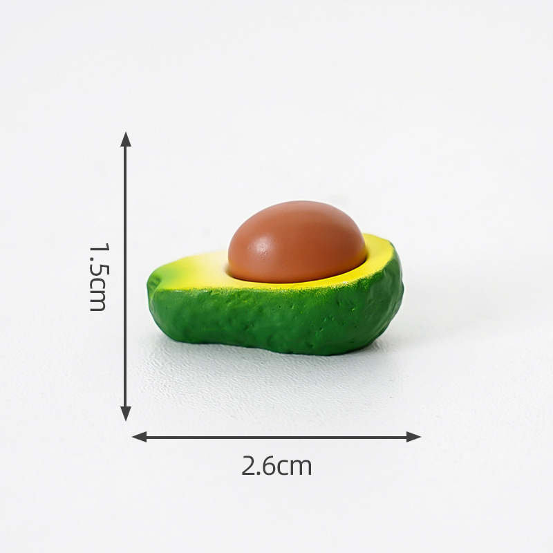 coloré 15.Un demi avocat