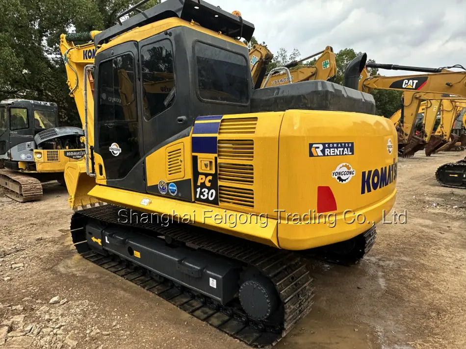 Escavadeira usada de alto desempenho KOMATSU PC130 máquina de escavação hidráulica de esteira de boa qualidade vende bem em todo o mundo
