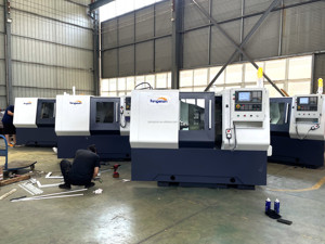 Torno CNC ST550 estable y confiable CK6150 personalizado adecuado para manejar operaciones de torneado complejas - Product Image 5