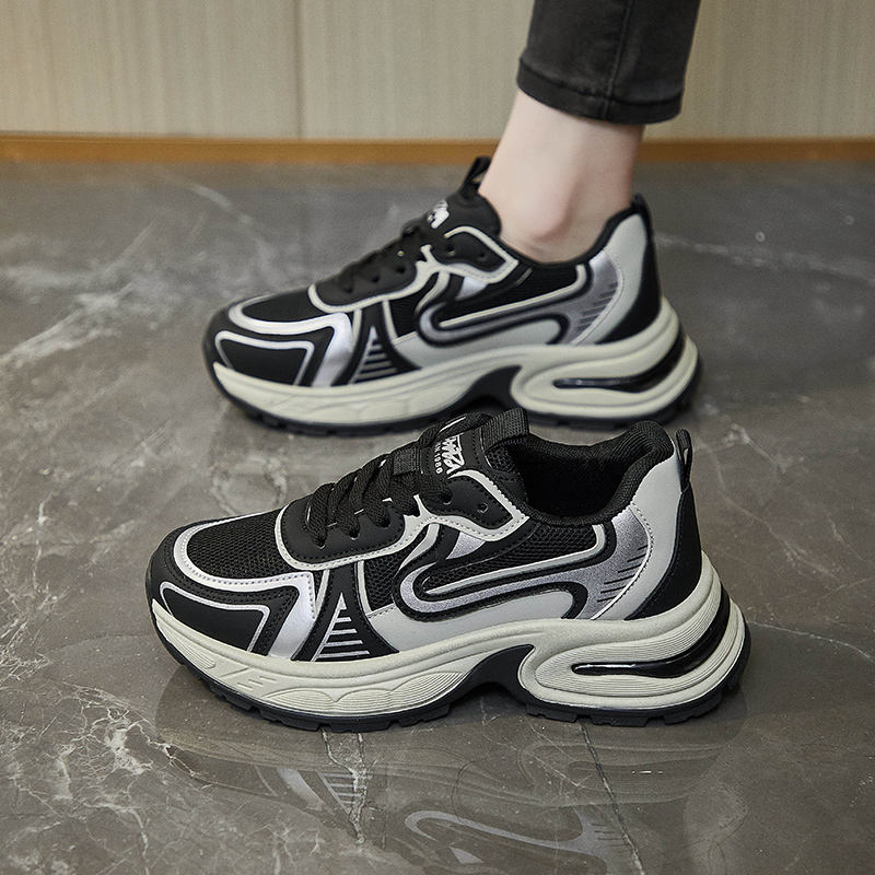 Greatslides Skate Shoes Custom Designer Style Sneakers for Women Walking Shoes, Ladies Casual Sneakers Manufacturers in China
