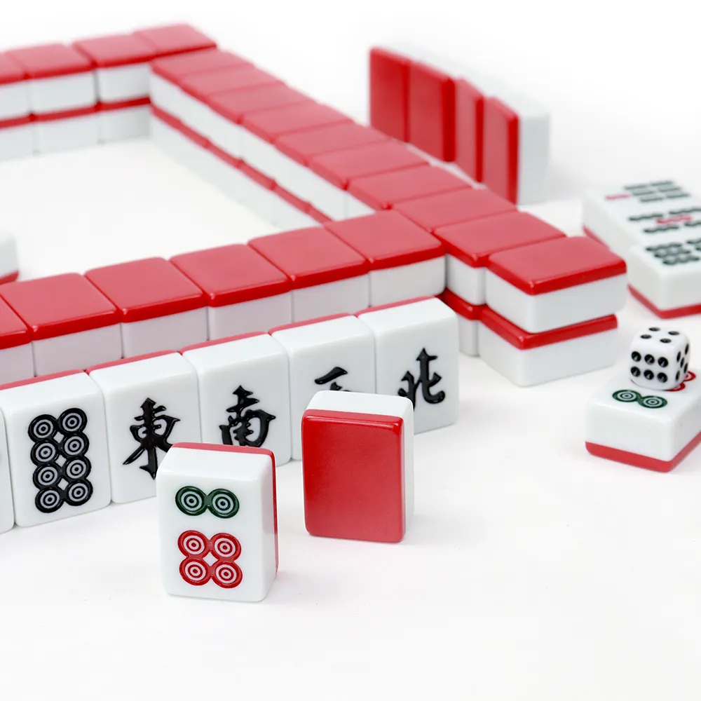 Produttore di tessere mahjong cinesi imposta 144 pezzi dimensioni stampo personalizzate da 30mm con rosso bianco bicolore di alta qualità per i giochi del casinò