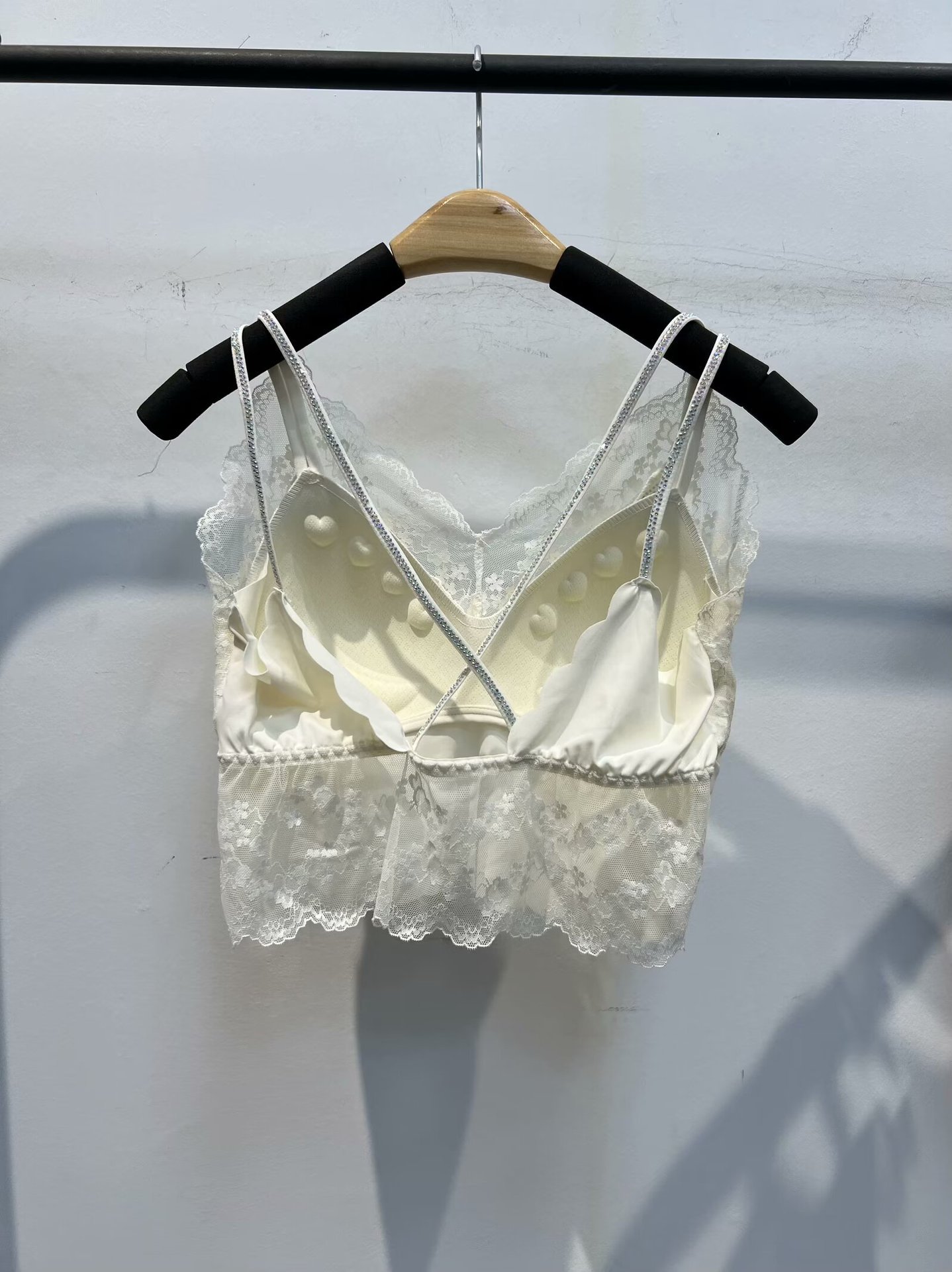 milky white G082