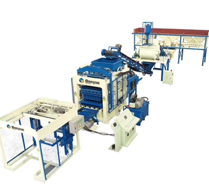 QT 10-15 Automatische Maschine zur Herstellung von Hohl blöcken für Konstruktion merkmale Vibrations methode Form komponenten für Flugasche aus Beton