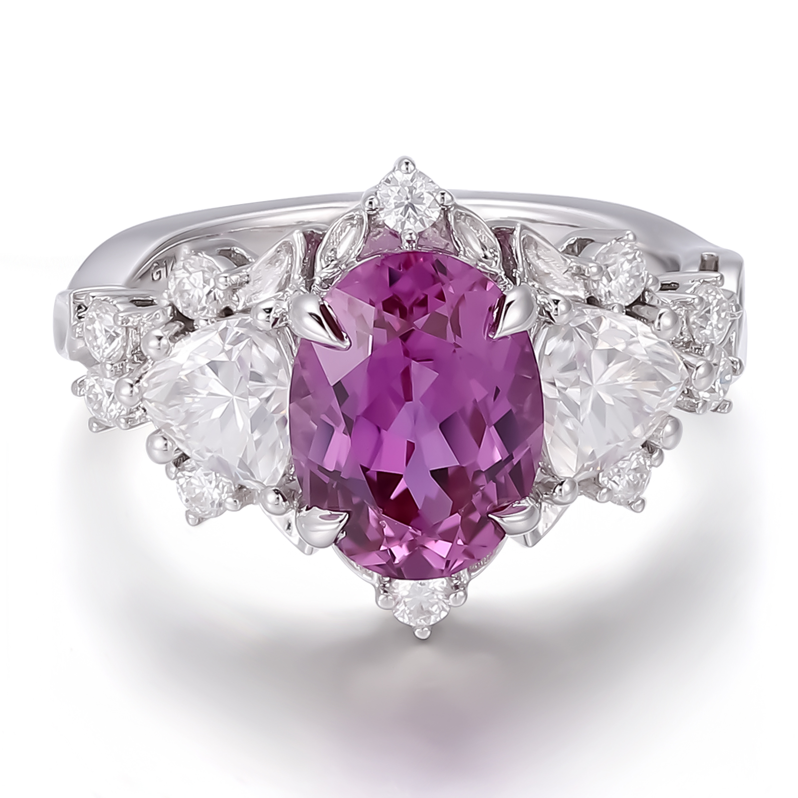 Bague en or blanc 18 carats avec pierre précieuse de laboratoire