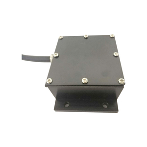 PE (电荷输入) 型加速度三向传感器振动加速度传感器 - Product Image 1
