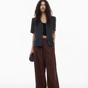 Calças de cintura alta de linho das mulheres Brown perna larga calças com dupla cintura plissada cintura alta cintura Belt Loops costurado para o verão
