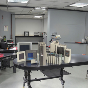 Ultimo modulo Driver di alimentazione non aperto per applicazioni di programmazione PLC e controllo industriale 1769-PB4 - Product Image 2