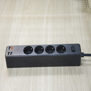 Presa di alimentazione Multi spina con cavo di prolunga universale a 4 vie e 3 porte Usb e presa di alimentazione 1 porta tipo-c per spina Standard EU - Product Image 5