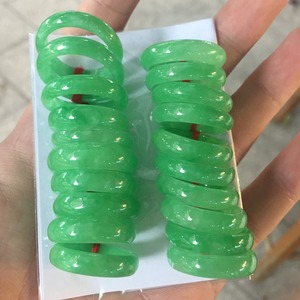 Jadeite แหวนหยกธรรมชาติสำหรับชายหญิง,แหวนนิ้วโป้งเครื่องประดับหินแท้ขอบโค้งตรง - Product Image 1