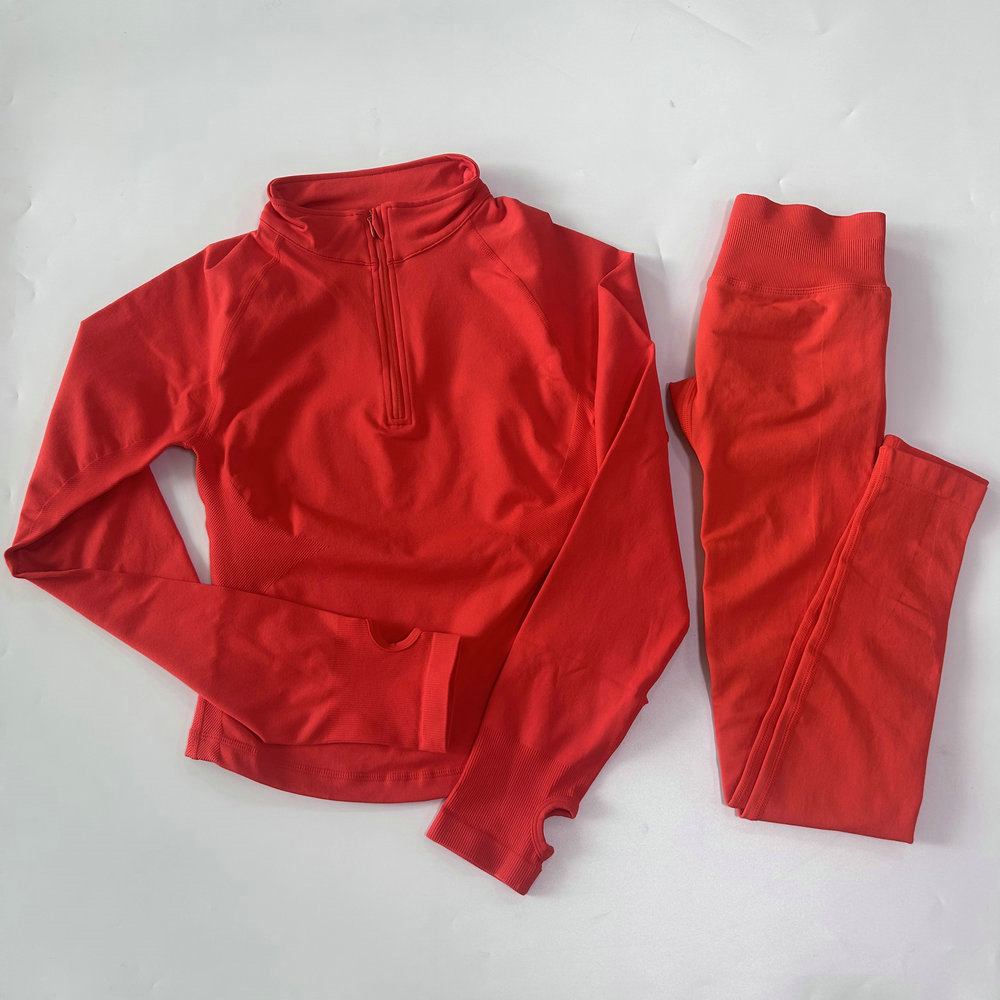 NO LOGO Chilli Red