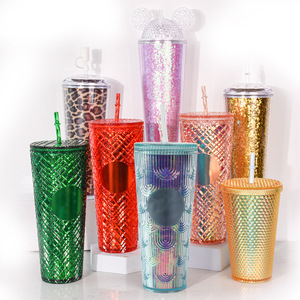 驚くべき9月のカスタムロゴ環境にやさしいプラスチックドリアンウォーターカップ二重壁カップ蓋とストロー付きプラスチックカップ