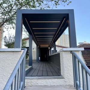 ทางเดินขนาดใหญ่พร้อมไฟ LED ศาลาแบบพลิกกลับได้ระเบียงที่มีเครื่องยนต์ Pergola - Product Image 5