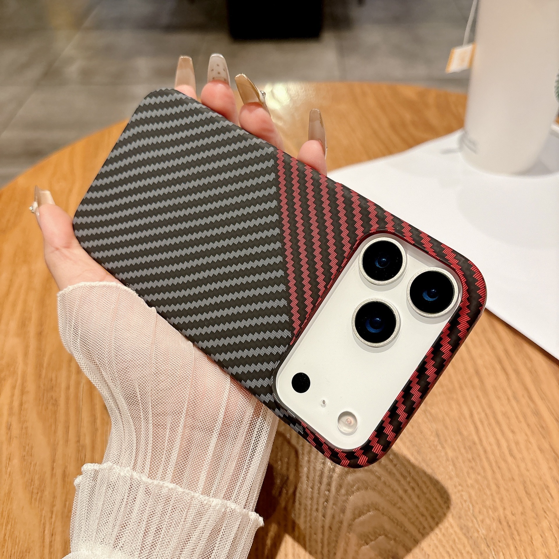Black and red-carbon fiber ultra-thin magnetic