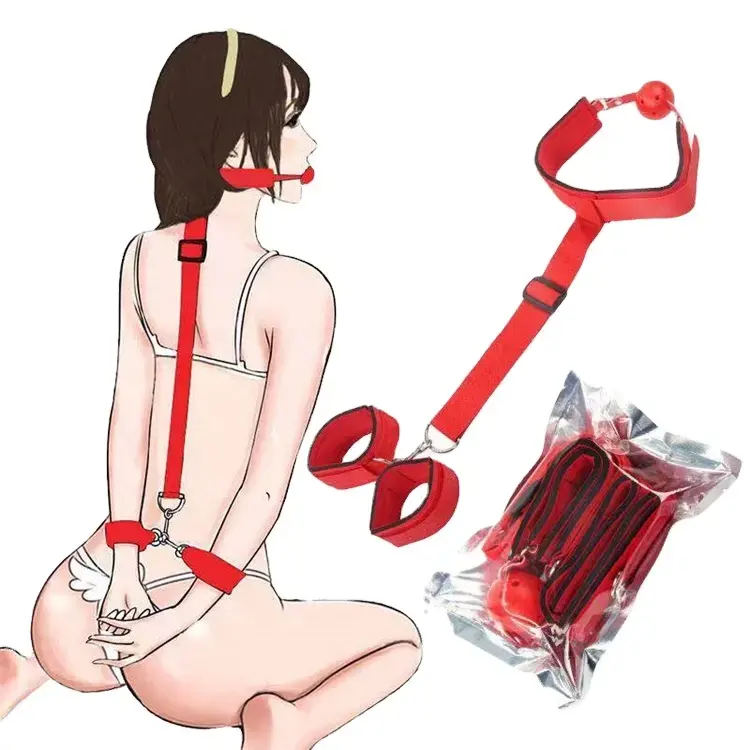Kit di rilegatura BDSM Kit di ritenuta da collo a polso con maschera per gli occhi dietro il collare delle manette per le donne