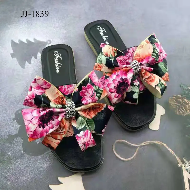 الجملة أزياء الشاطئ الإسبانية النعال الفاخرة صندل أحذية الصيف النساء