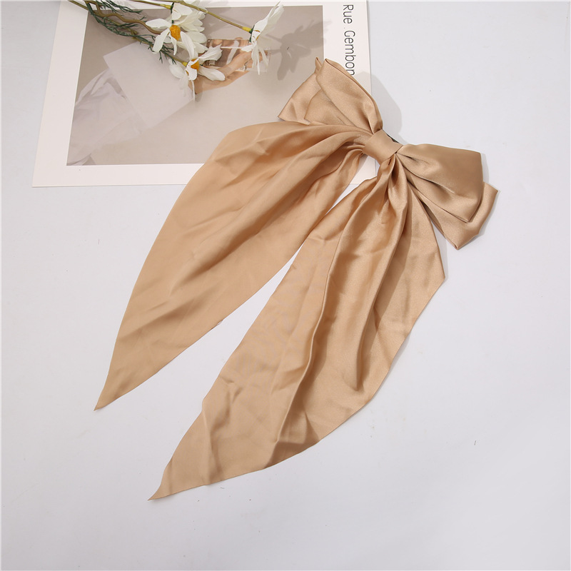 Beige foncé