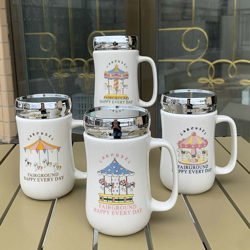 Tasse miroir carrousel, motifs mélangés aléatoires