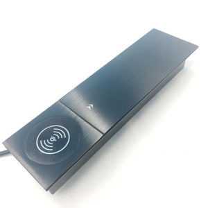 Cubierta deslizante Toma de corriente de escritorio con cargador inalámbrico Montado en muebles Toma de corriente de mesa USB multifunción - Product Image 3