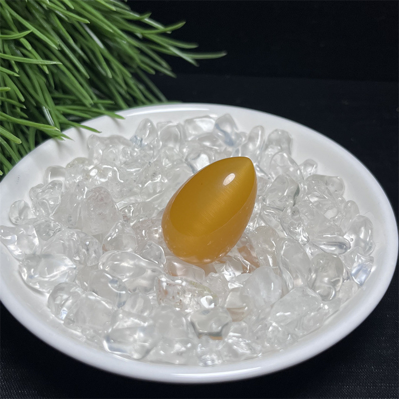 Turmeric cat's eye